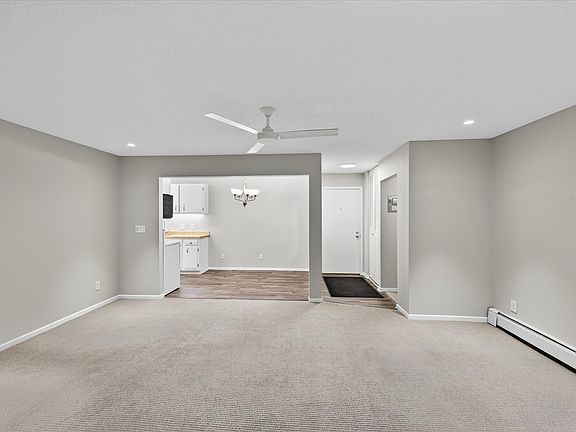 4th image of 3076 Lexington Ave N APT A5