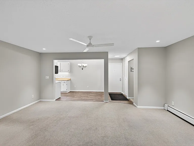 3076 Lexington Ave N #A5 — Photo 4