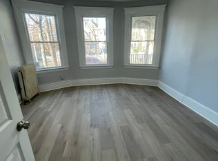 8 Davis Ave FLOOR 1, East Orange, NJ 07017