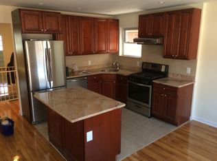 2835 35th St #1, Astoria, NY 11103