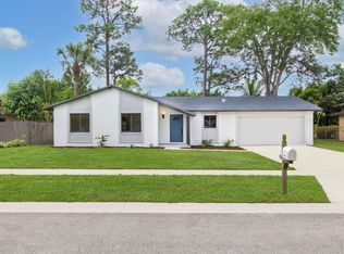 6256 Saxon Blvd, West Palm Beach, FL 33417