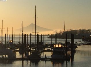 158 N Hayden Bay Dr, Portland, OR