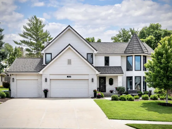 1509 S 152nd Avenue Cir, Omaha, NE 68144