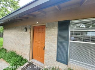 900 N Meadows Dr UNIT B, Austin, TX 78758
