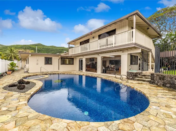 1315 Kupau St, Kailua, HI 96734