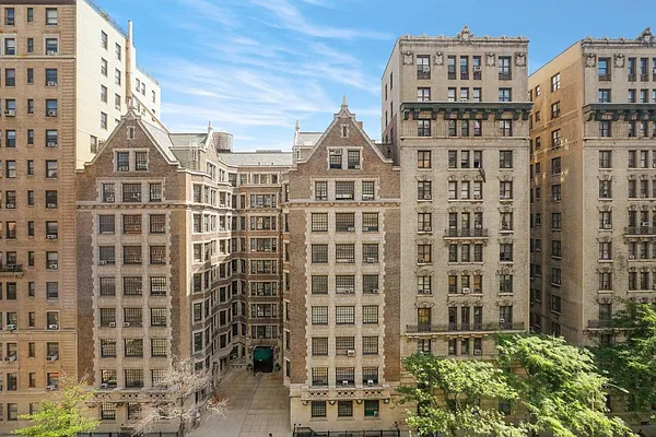 Rented by HomeDax Real Estate | media 14