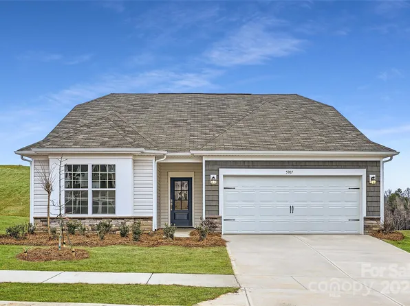 5907 Oak Branch Cir, Maiden, NC 28650