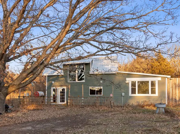 N5850 11th Rd, Montello, WI 53949