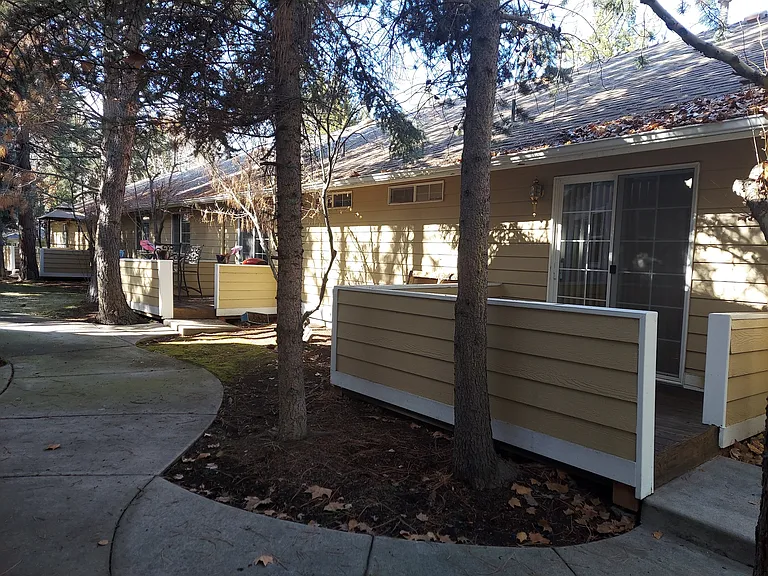1085 NE Purcell Blvd #1-4 — Photo 19