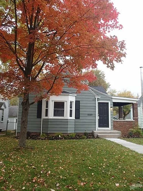 4320 S Wayne Ave photo 1