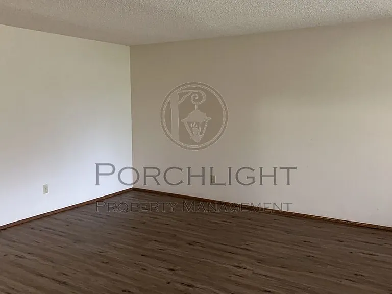 La Villa Apartments — Photo 46