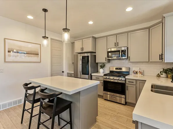 4392 W Bergen Ln, Lehi, UT 84043