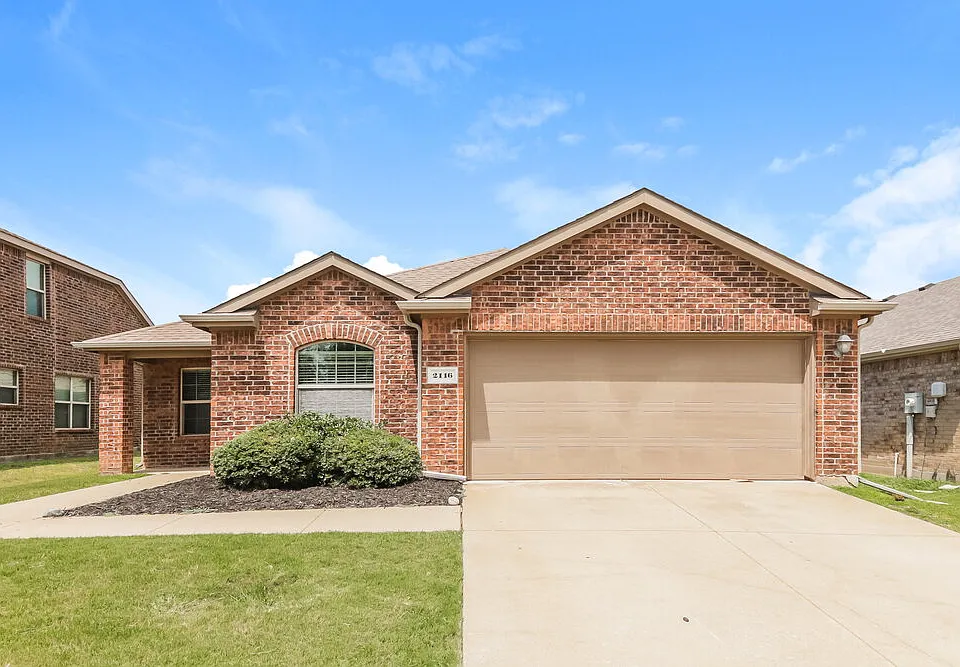 2116 Meadow View Dr