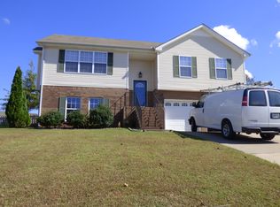 108 West Dr, Clarksville, TN 37040
