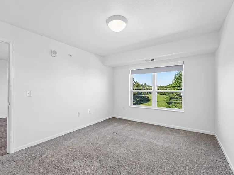 The Lofts at Evergreen Knoll — Photo 11