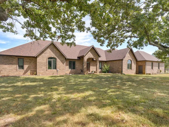 9215 W Farm Road 94, Willard, MO 65781
