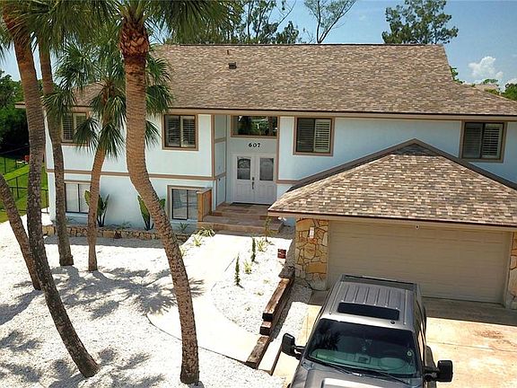 2nd image of 607 IXORA AVENUE