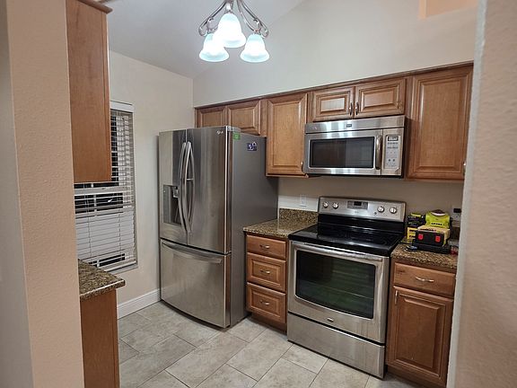 2nd image of 8431 Laurelon Pl