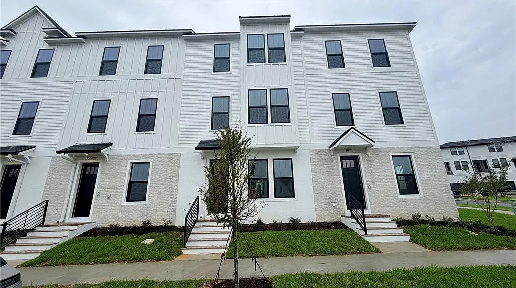 4 bed, 3.5 bath, 1846 sqft, $3,200 — Photo 1