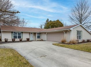 10428 Liberty Mills Rd, Fort Wayne, IN 46804