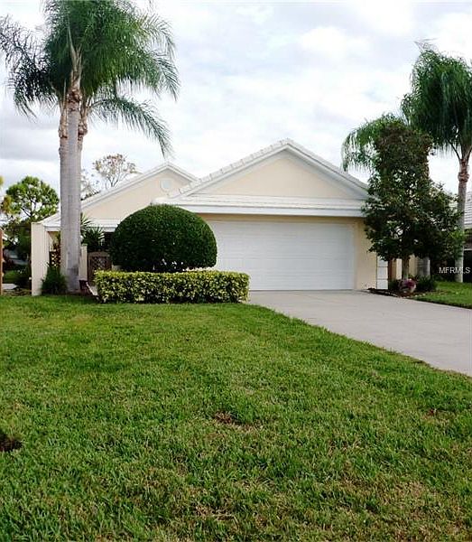 1st image of 805 Harrington Lake Dr N #76