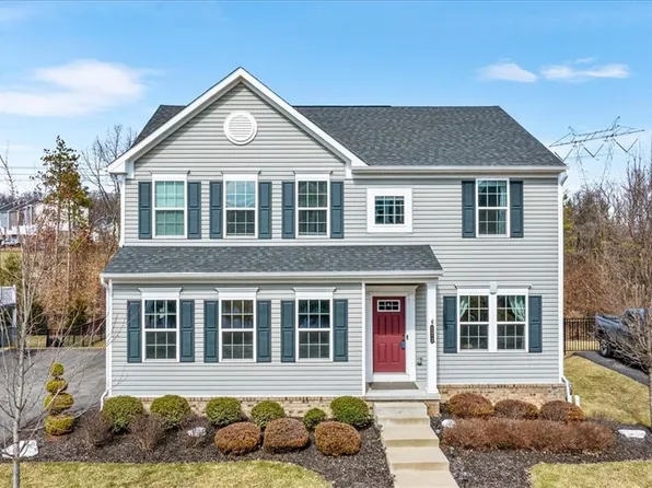 173 Bucktail Dr, Cranberry Township, PA 16066