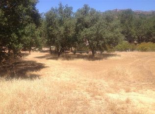 2505 Shoreline Rd, Bradley, CA 93426