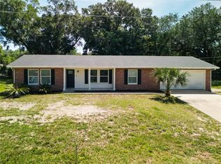 4130 Harry Dr, Fruitland Park, FL 34731