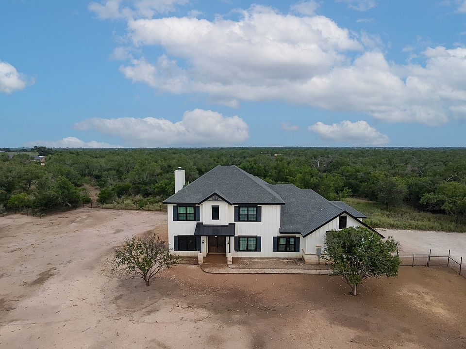 1st image of 914 County Road 7718