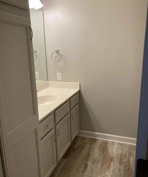 3/4 Master Bath - Vanity