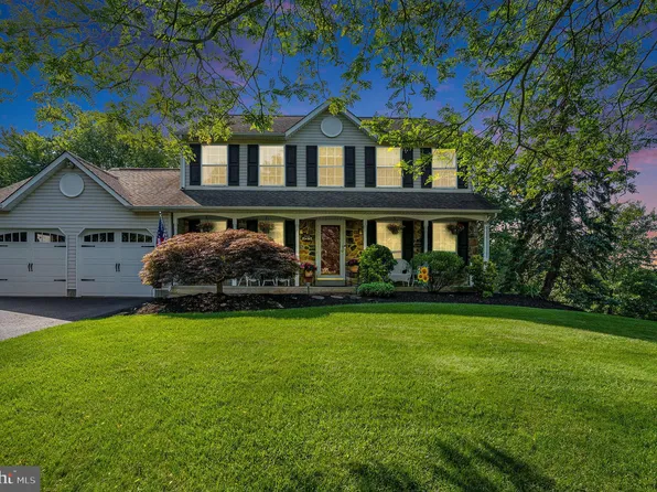 1455 Chelsea Ln, Warrington, PA 18976