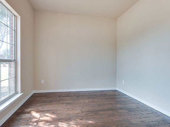 4th image of 7005 Battle Creek Dr