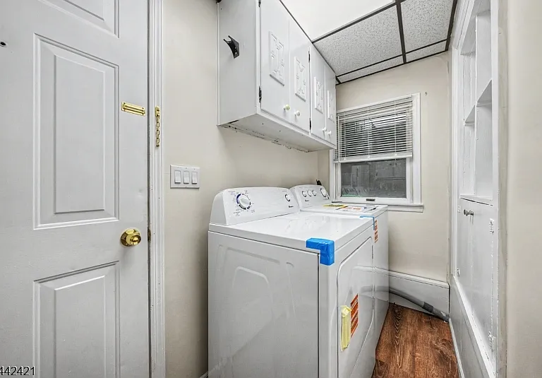 242 W Hanover Ave — Photo 17