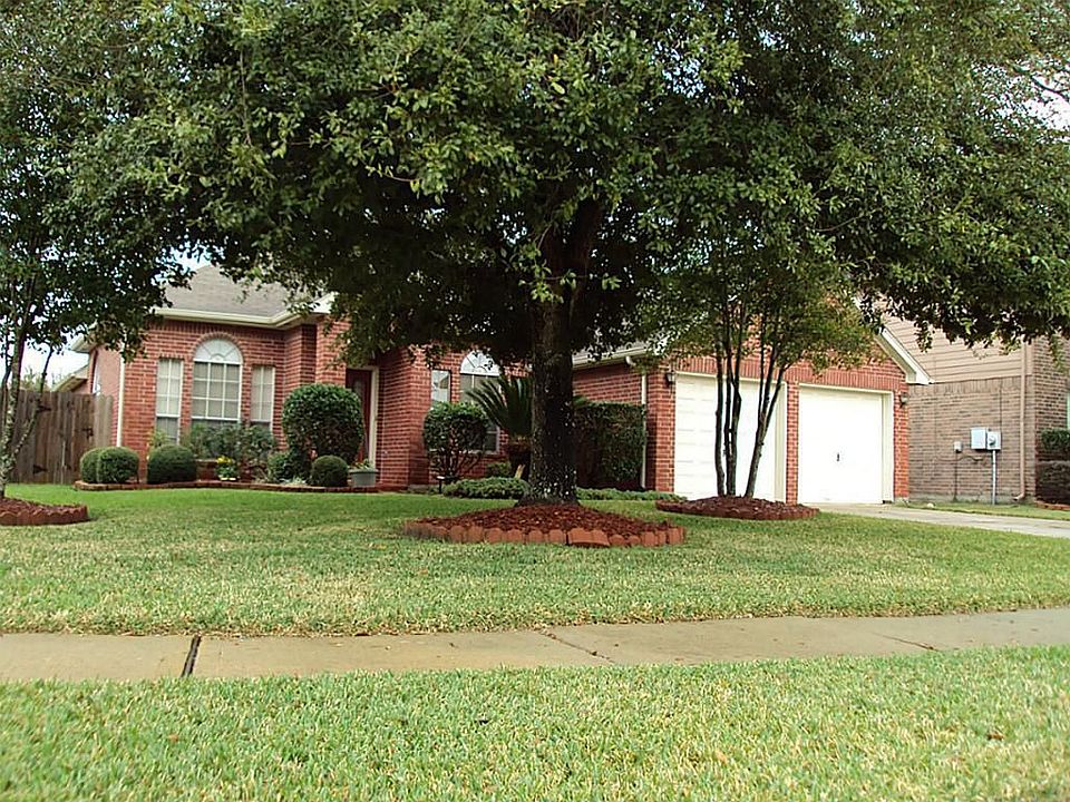 1st image of 7303 Moon Beam Cir