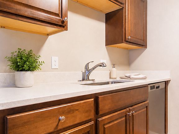 4th image of 3046 SW Avalon Way APT B