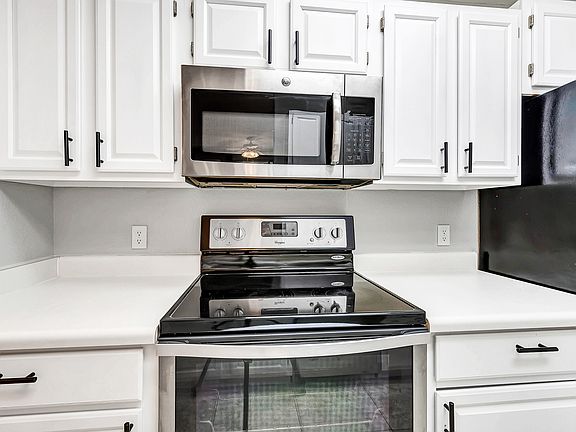 3rd image of 11375 E Sahuaro Dr APT 1007