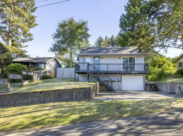 1842 NE 19th St, Lincoln City, OR 97367