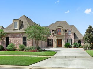 18625 Lake Stream Dr, Greenwell Springs, LA 70739
