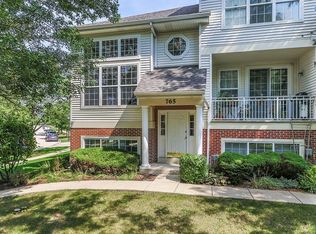 765 Pheasant Trl #765, St Charles, IL 60174