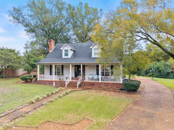 10 Cathy Dr, Searcy, AR 72143