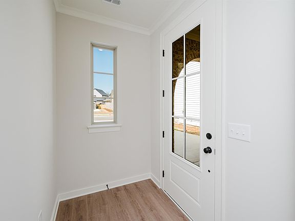 5th image of 2018 Gable Way