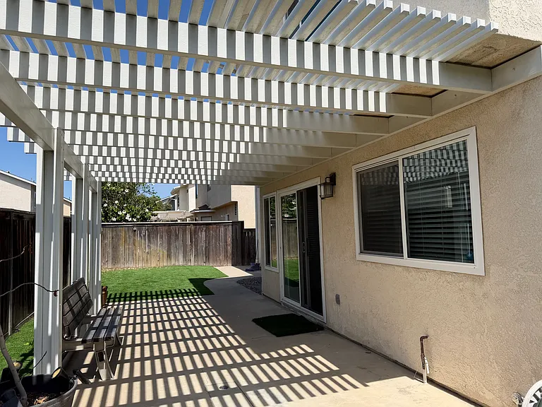 26056 Dunbar Dr — Photo 17