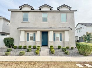 5543 S Dillon, Mesa, AZ 85212