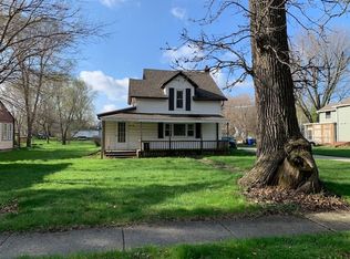 615 Elgin St, Cherry Valley, IL 61016
