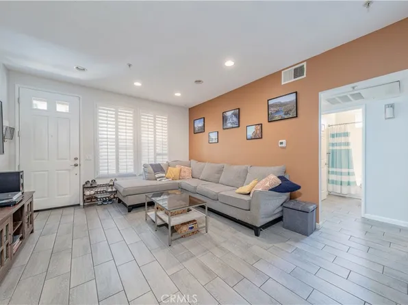 368 Gullotti Pl, Placentia, CA 92870