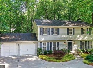 635 Winding Creek Ct, Sandy Springs, GA 30328