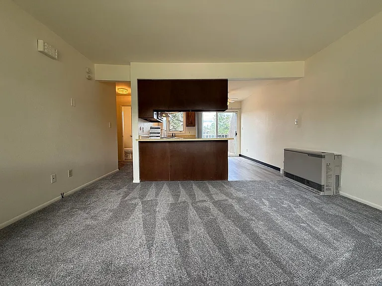 919 1st Ave SW — Photo 27