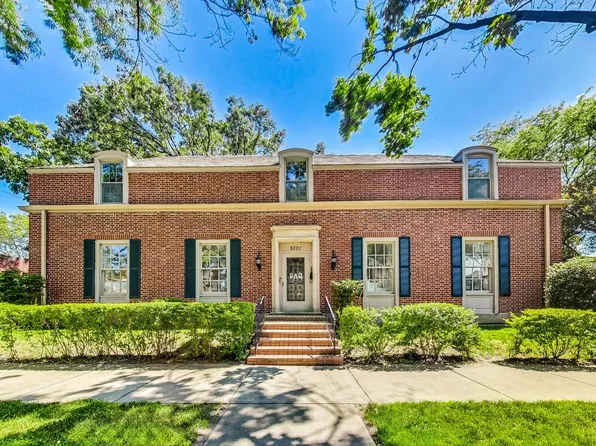 8201 S Rhodes Ave, Chicago, IL 60619