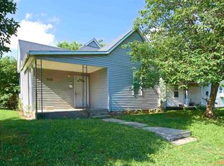 705 E 15th St, Sedalia, MO 65301