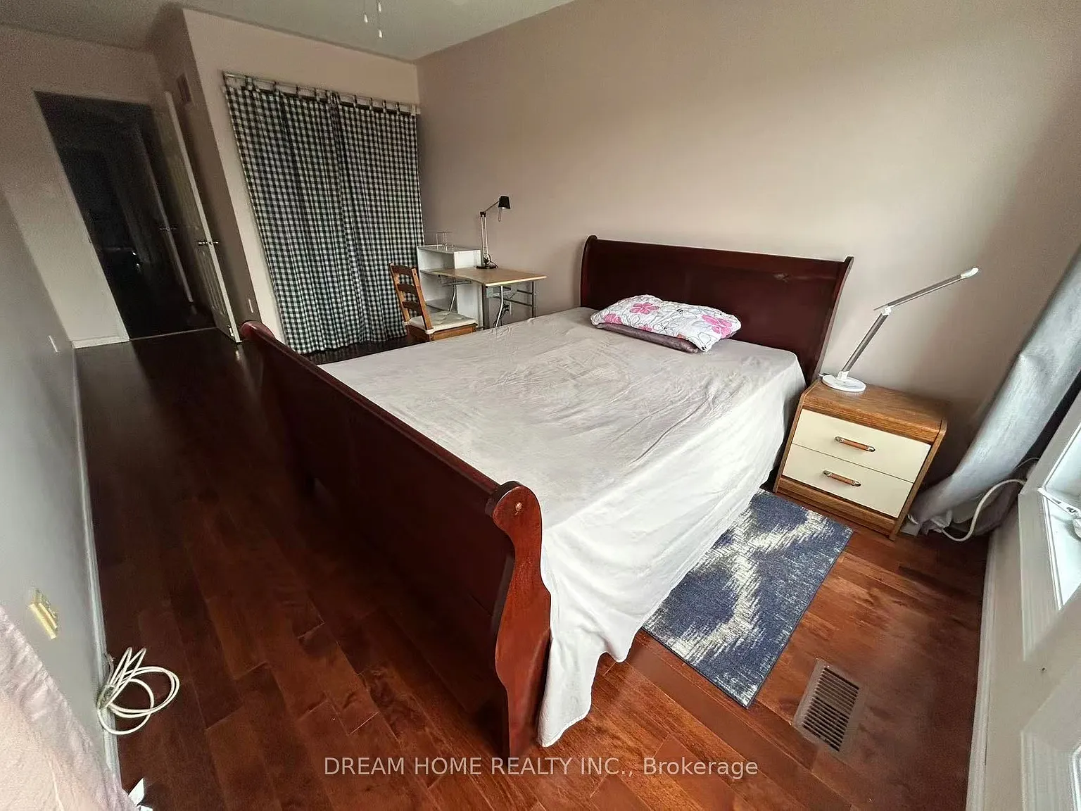 1 bed, $1,200 — Photo 2